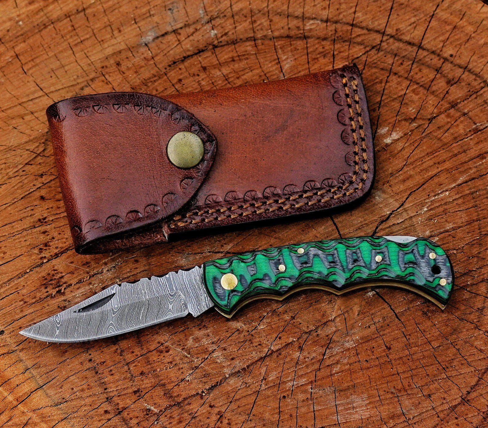 Hand Forged Damascus Steel Folding Knife with Black Horn Handle - Image 9