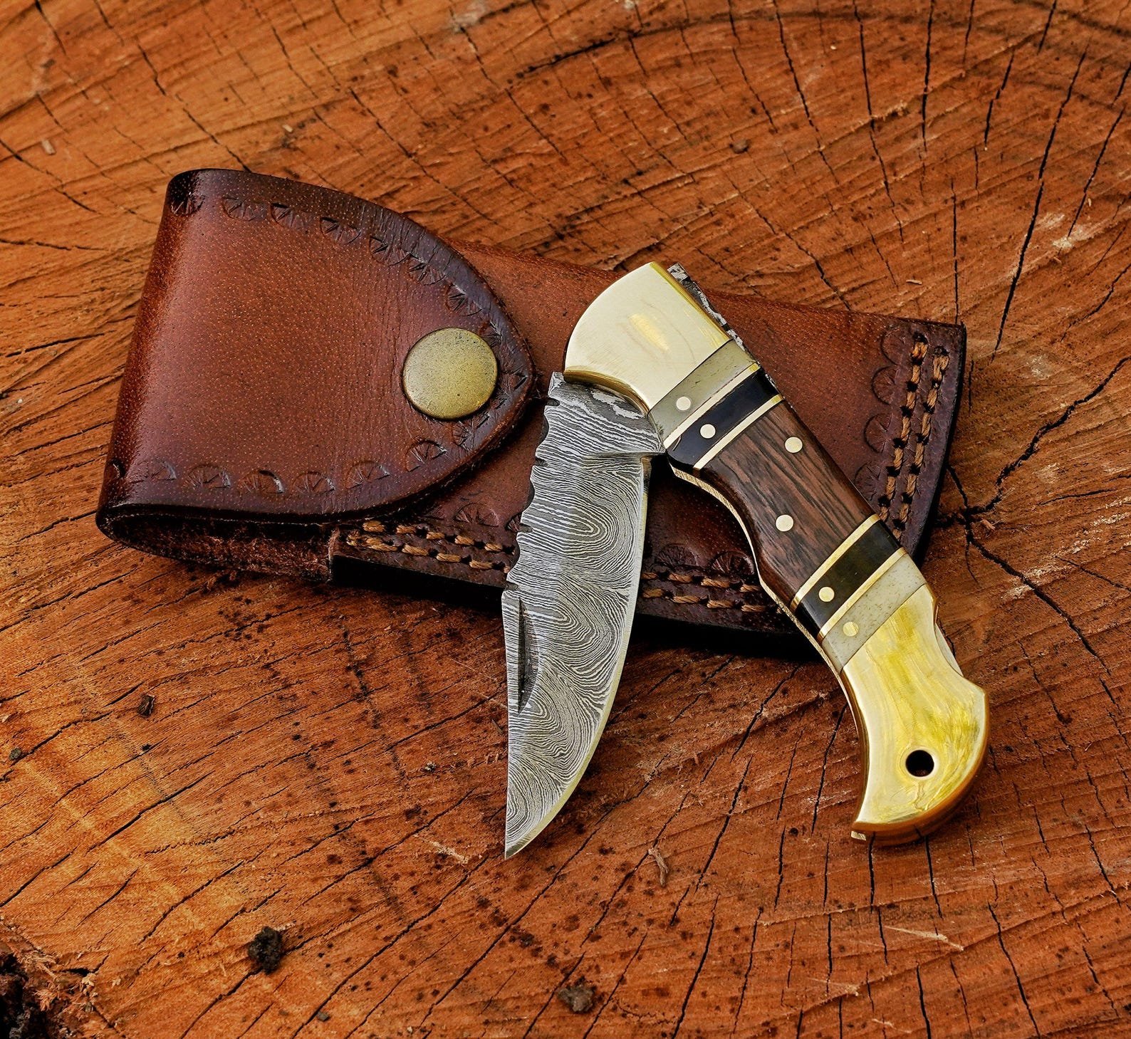 Hand Forged Damascus Steel Folding Knife with Black Horn Handle - Image 7