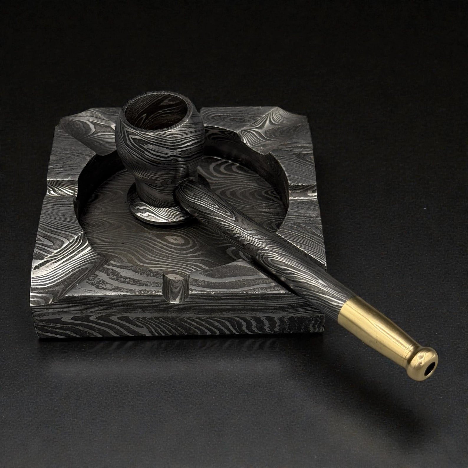 Custom Hand-Forged Damascus Steel Tobacco Pipe with Brass Accents - Image 5