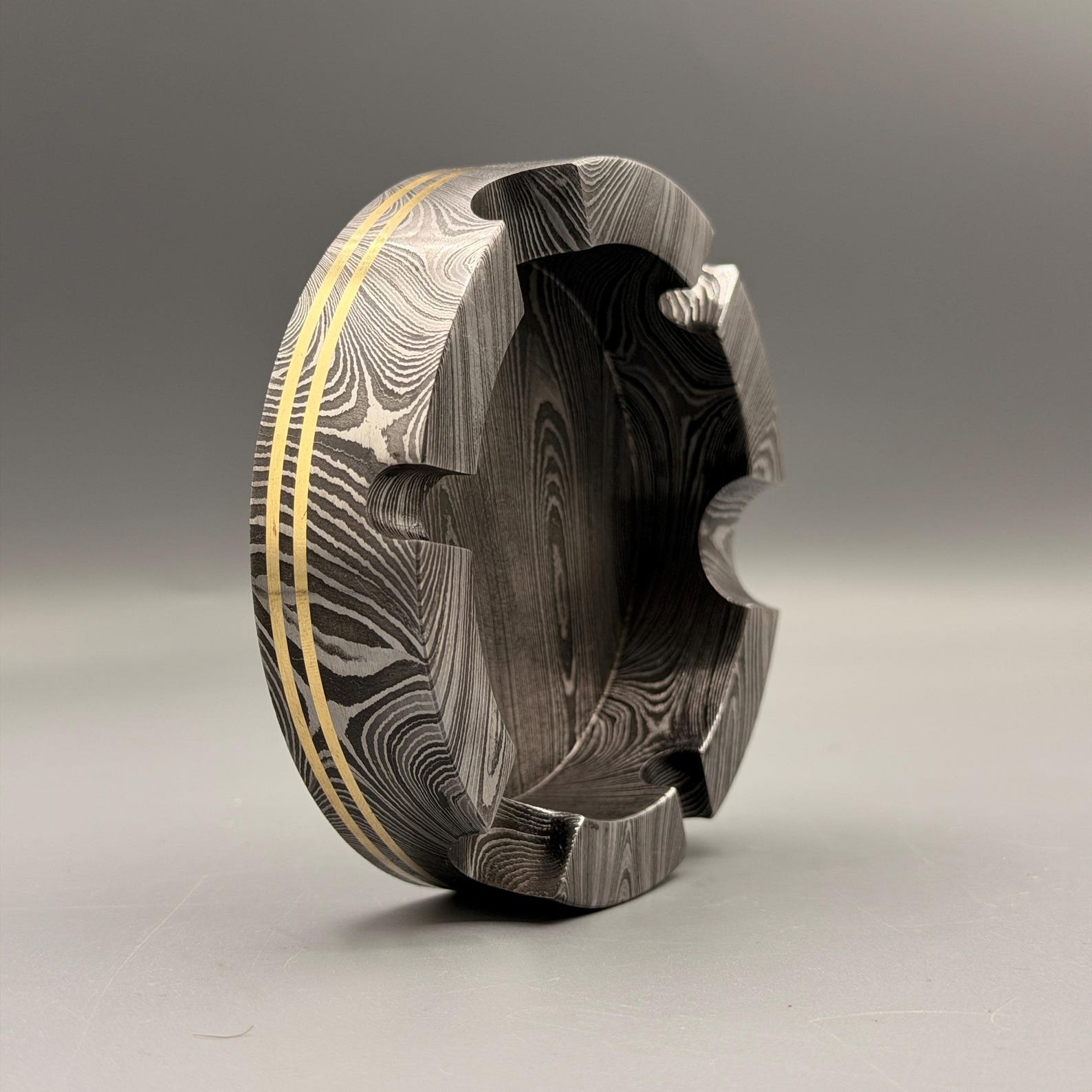 Custom Hand-Forged Damascus Steel Smoking Pipe - Image 9